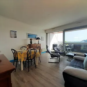 apartment-la-trinit-sur-mer-proximit-des-commerces.inbrittany.com/